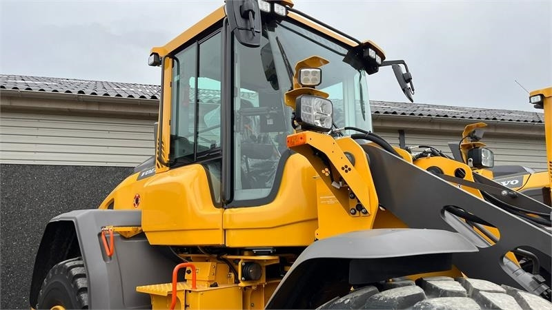 Volvo L 90H H2 fabriksny Dansk maskine med masser af ud - Wheel loader: picture 2 Volvo L 90H H2 fabriksny Dansk maskine med masser af ud - Wheel loader: picture 2