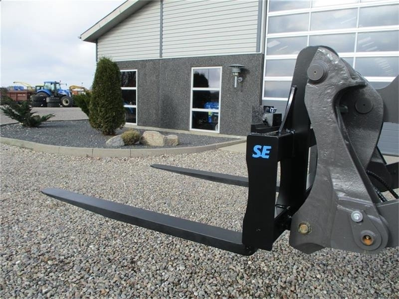 Volvo Pallegafler 5ton 150cm smededegafler. NYT sæt - Wheel loader: picture 3 Volvo Pallegafler 5ton 150cm smededegafler. NYT sæt - Wheel loader: picture 3