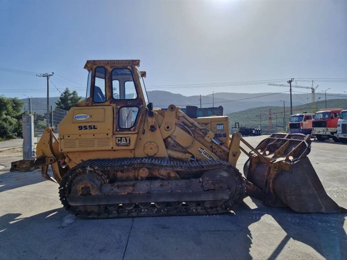 Caterpillar CAT 955L WITH RIPPER - Crawler loader: picture 5 Caterpillar CAT 955L WITH RIPPER - Crawler loader: picture 5