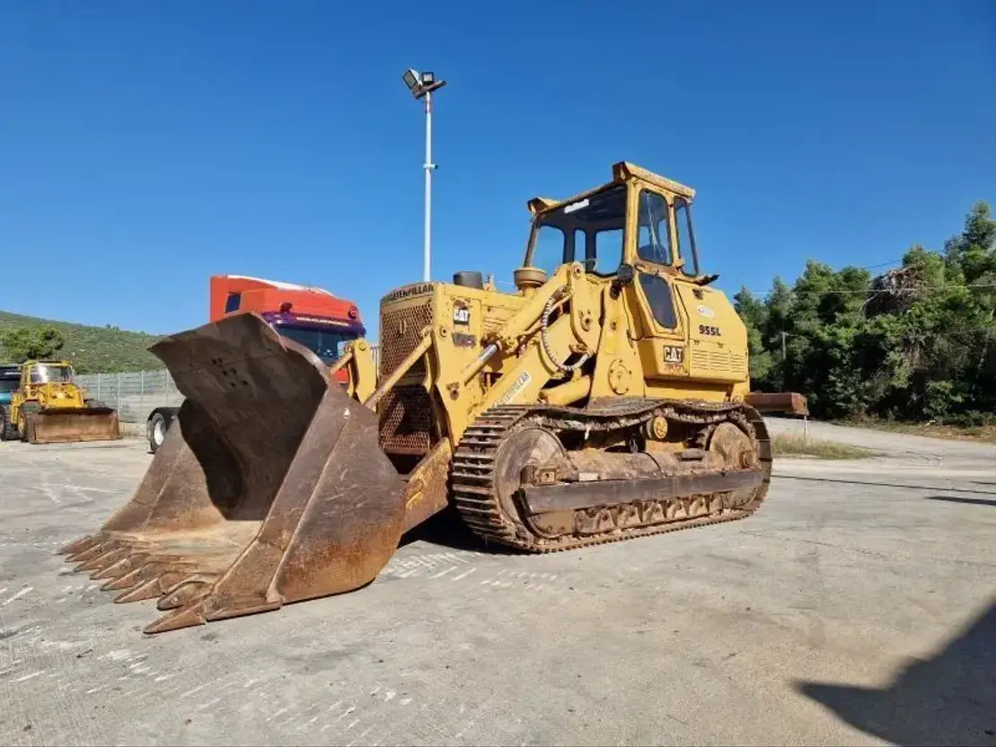 Caterpillar CAT 955L With Ripper - Crawler loader: picture 2 Caterpillar CAT 955L With Ripper - Crawler loader: picture 2
