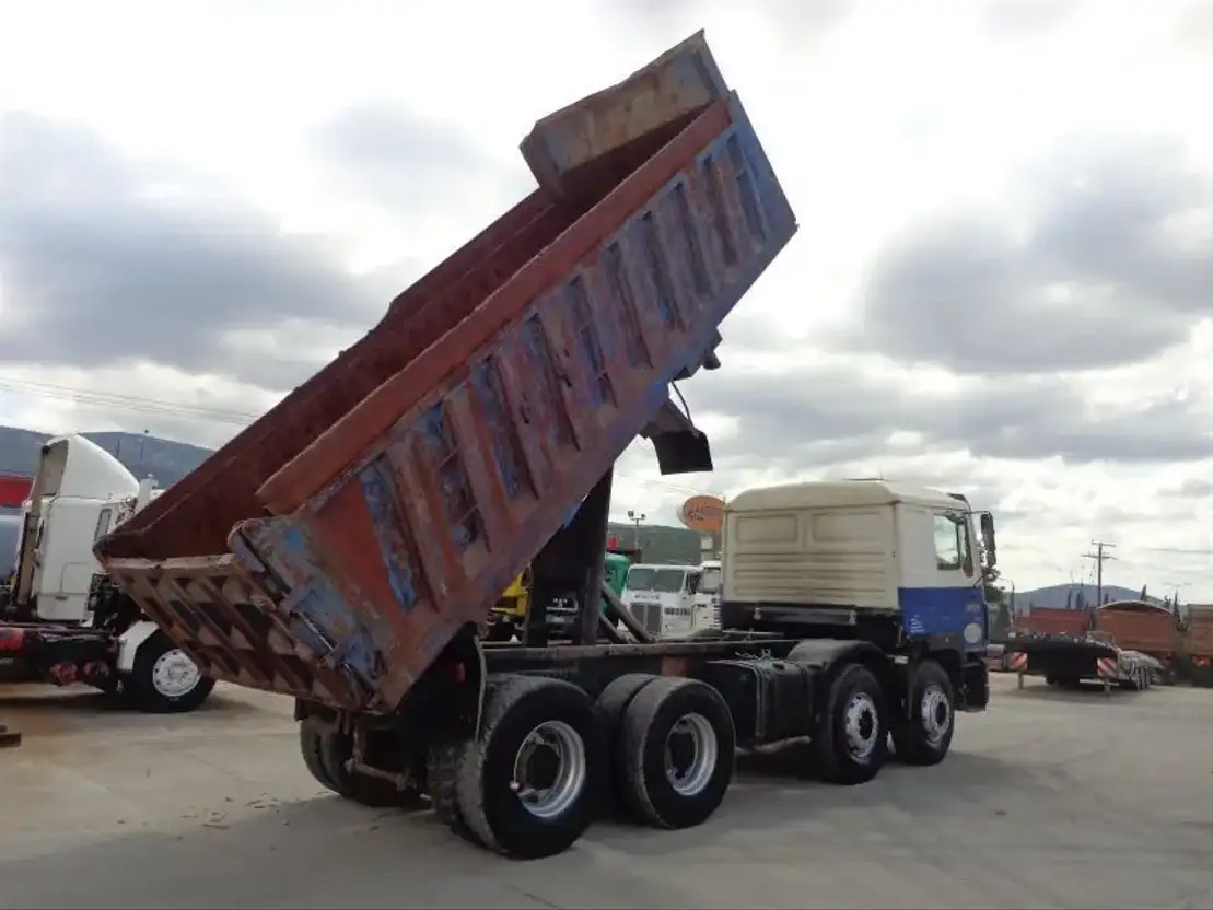MAN 33.372 MAN 35.372 8X4 Kipper -Airco - Tipper: picture 4 MAN 33.372 MAN 35.372 8X4 Kipper -Airco - Tipper: picture 4