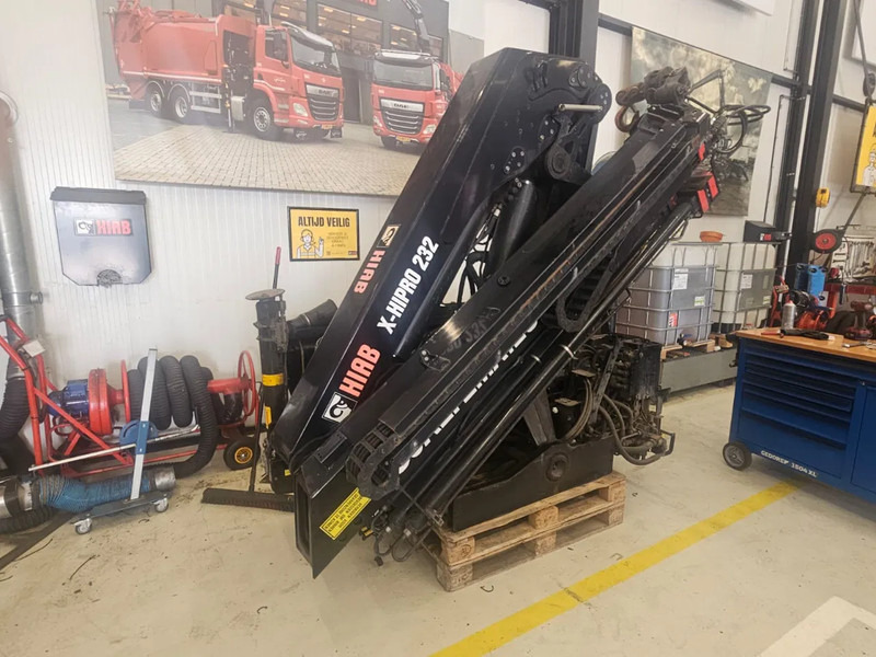Hiab 23 tm hiab with radio remote - Boom: picture 1 Hiab 23 tm hiab with radio remote - Boom: picture 1