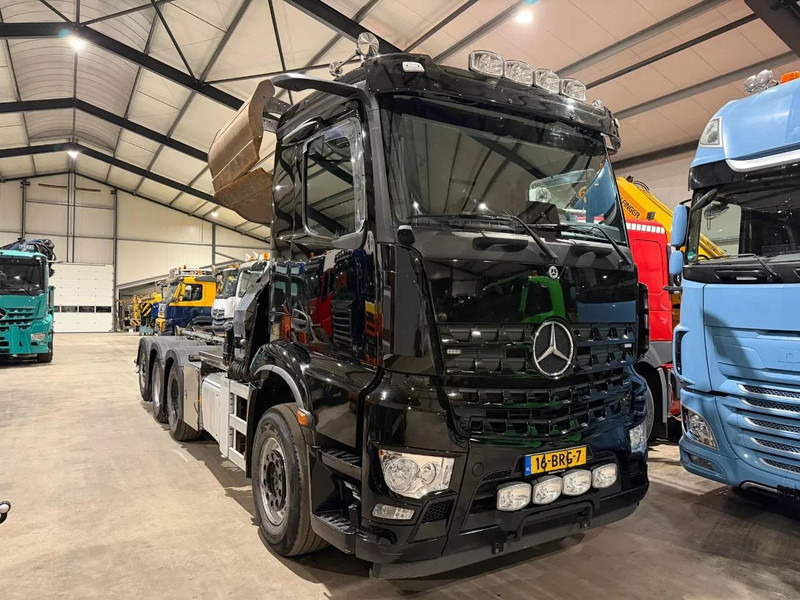 Mercedes-Benz Arocs COMING SOON!! 3745 Z-crane/HOOK, 2021!! TOP!! - Hook lift truck, Crane truck: picture 1 Mercedes-Benz Arocs COMING SOON!! 3745 Z-crane/HOOK, 2021!! TOP!! - Hook lift truck, Crane truck: picture 1