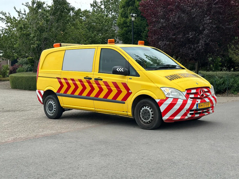 Mercedes-Benz Vito 113 CDI AUTOMAAT!!CONVOI EXCEPTIONNEL!!BEGELEIDINGSWAGEN!! - Small van: picture 1 Mercedes-Benz Vito 113 CDI AUTOMAAT!!CONVOI EXCEPTIONNEL!!BEGELEIDINGSWAGEN!! - Small van: picture 1