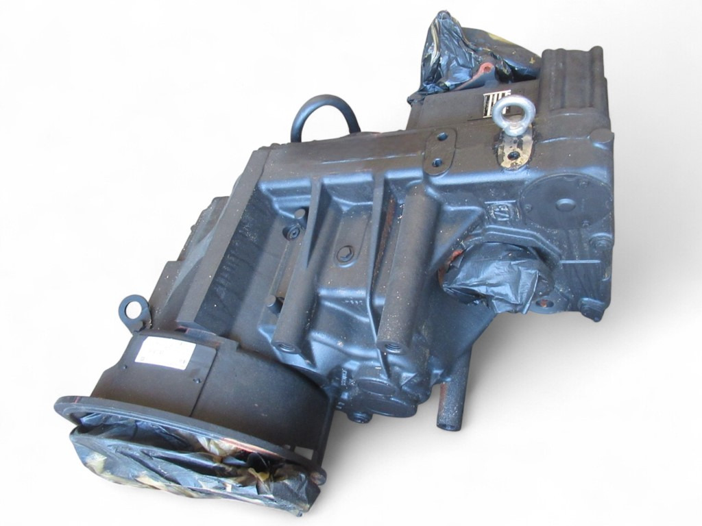 Case 241955A1EX - 241955A1R - Gearbox for Construction machinery: picture 1 Case 241955A1EX - 241955A1R - Gearbox for Construction machinery: picture 1