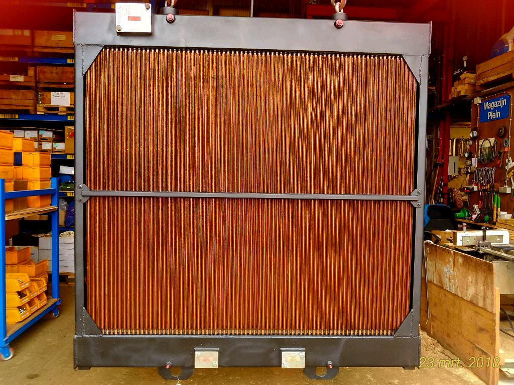 Caterpillar 2767875 - 5353620 - Radiator for Construction machinery: picture 1 Caterpillar 2767875 - 5353620 - Radiator for Construction machinery: picture 1