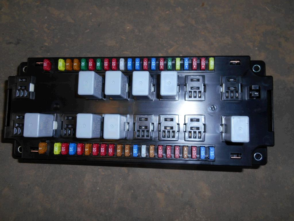 Caterpillar 3778061X - 3778061 - Fuse for Construction machinery: picture 2 Caterpillar 3778061X - 3778061 - Fuse for Construction machinery: picture 2