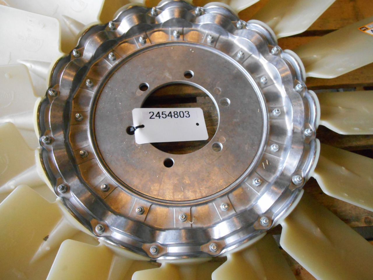 Caterpillar 4021897 - - Fan for Construction machinery: picture 2 Caterpillar 4021897 - - Fan for Construction machinery: picture 2