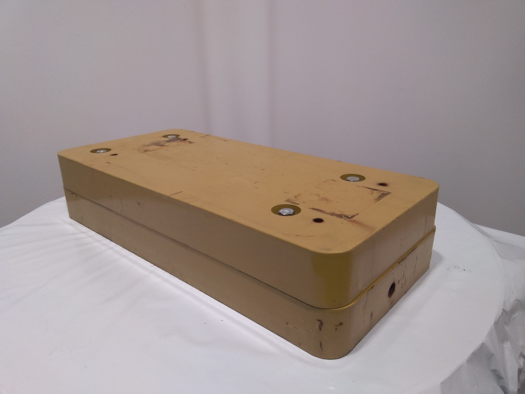 Caterpillar Random - - Counterweight for Construction machinery: picture 2 Caterpillar Random - - Counterweight for Construction machinery: picture 2