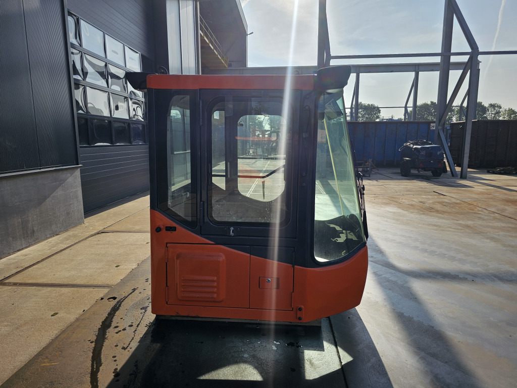 Doosan 220101-00071B - K1005556K - Cab for Construction machinery: picture 4 Doosan 220101-00071B - K1005556K - Cab for Construction machinery: picture 4