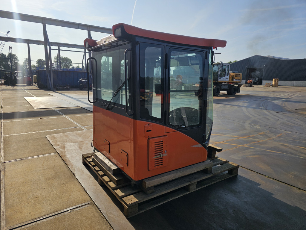 Doosan 220101-00229T - 220101-00229X - Cab for Construction machinery: picture 4 Doosan 220101-00229T - 220101-00229X - Cab for Construction machinery: picture 4