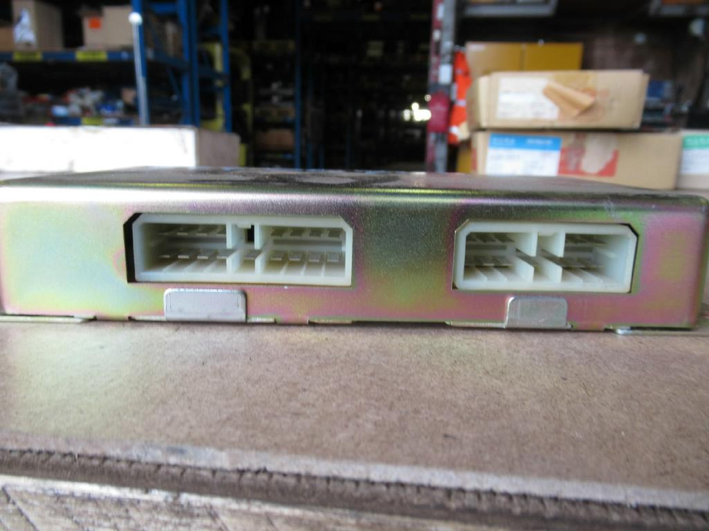 Hitachi 4129244 - - ECU for Construction machinery: picture 2 Hitachi 4129244 - - ECU for Construction machinery: picture 2