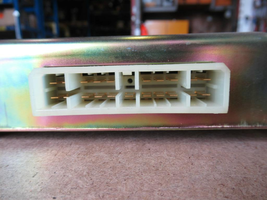 Hitachi 9130648 - - ECU for Construction machinery: picture 2 Hitachi 9130648 - - ECU for Construction machinery: picture 2