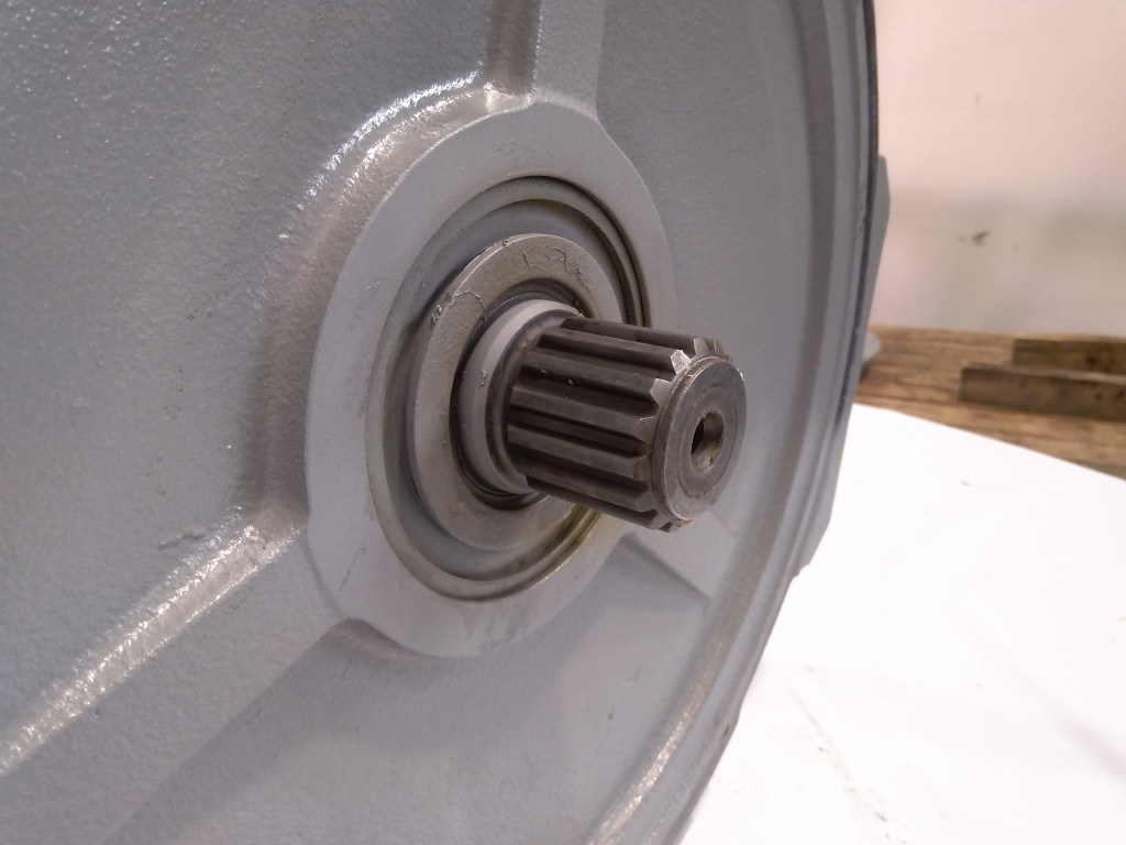 Hitachi HPV145F W28C - 1026550 - Hydraulic pump for Construction machinery: picture 4 Hitachi HPV145F W28C - 1026550 - Hydraulic pump for Construction machinery: picture 4