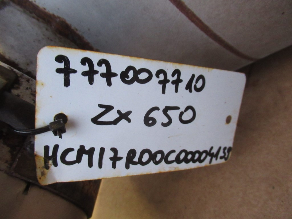 Hitachi ZX650LCH - - Muffler for Construction machinery: picture 4 Hitachi ZX650LCH - - Muffler for Construction machinery: picture 4