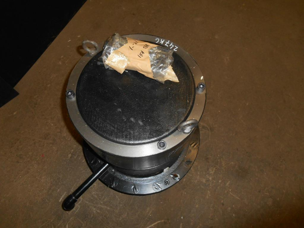 Kobelco LQ32W00009F1 - LQ32W00009F2 - Swing motor for Construction machinery: picture 3 Kobelco LQ32W00009F1 - LQ32W00009F2 - Swing motor for Construction machinery: picture 3