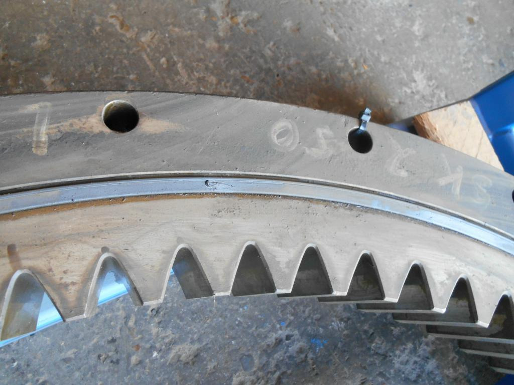 Kobelco LQ40FU0001F1 - Slewing ring for Construction machinery: picture 3 Kobelco LQ40FU0001F1 - Slewing ring for Construction machinery: picture 3