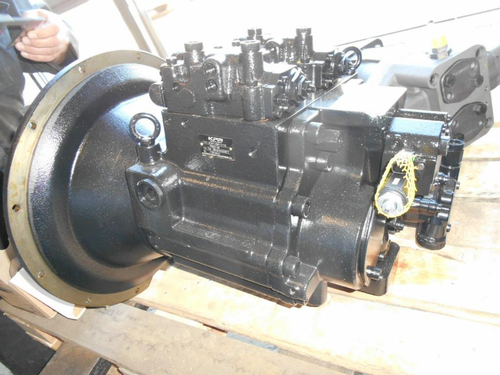 Kobelco YN10V00008F3 - YN10V00009F2 - Hydraulic pump for Construction machinery: picture 2 Kobelco YN10V00008F3 - YN10V00009F2 - Hydraulic pump for Construction machinery: picture 2