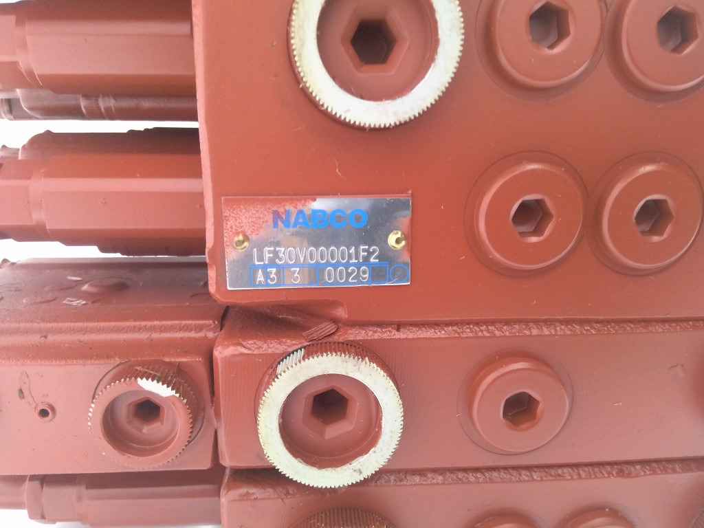 Nabco LF30V00001F2 - 72957423 - Hydraulic valve for Construction machinery: picture 1 Nabco LF30V00001F2 - 72957423 - Hydraulic valve for Construction machinery: picture 1