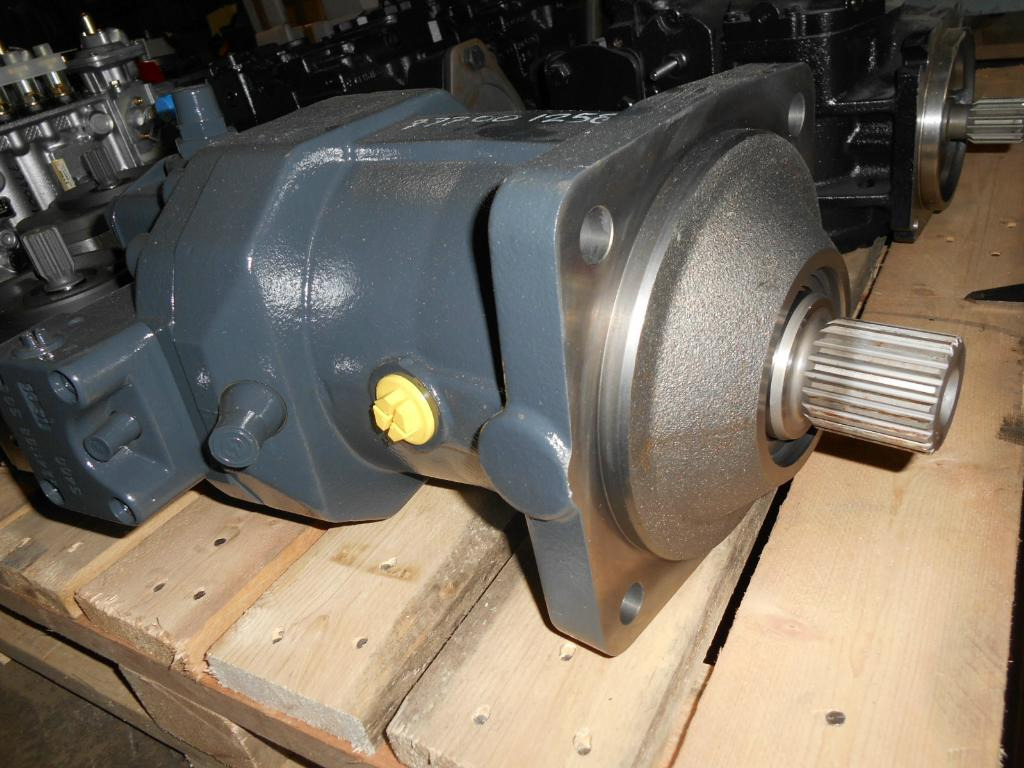 New Holland 8912707 - WX185 - Hydraulic motor for Construction machinery: picture 2 New Holland 8912707 - WX185 - Hydraulic motor for Construction machinery: picture 2