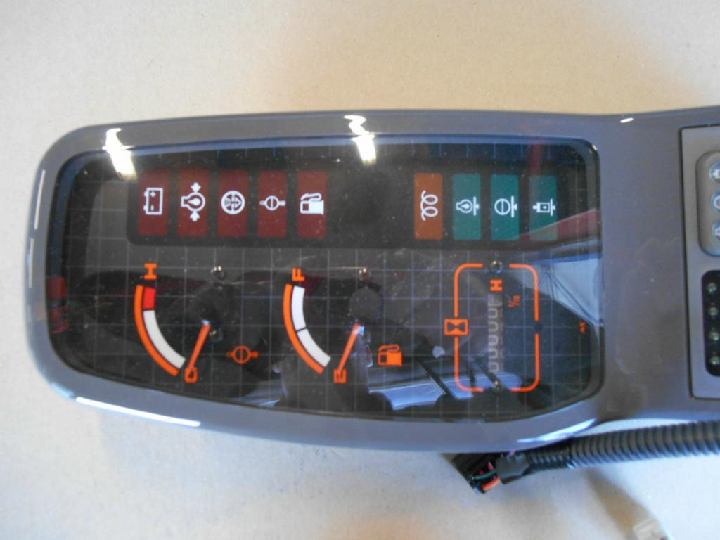 New Holland Kobelco 71451208 - - Dashboard for Construction machinery: picture 4 New Holland Kobelco 71451208 - - Dashboard for Construction machinery: picture 4