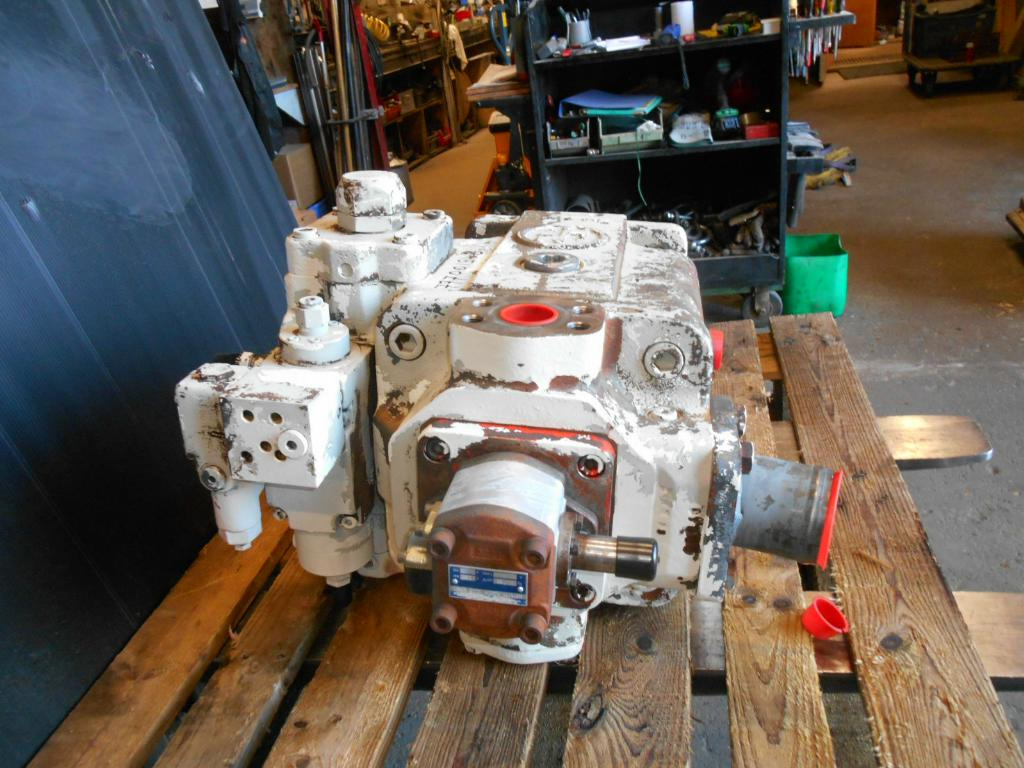 O&K LA4VSO250HD18/11L-PZB13KOO-SO627 - - Hydraulic pump for Construction machinery: picture 2 O&K LA4VSO250HD18/11L-PZB13KOO-SO627 - - Hydraulic pump for Construction machinery: picture 2