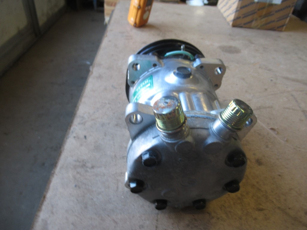 Sanden SD7H15 - - AC compressor for Construction machinery: picture 3 Sanden SD7H15 - - AC compressor for Construction machinery: picture 3