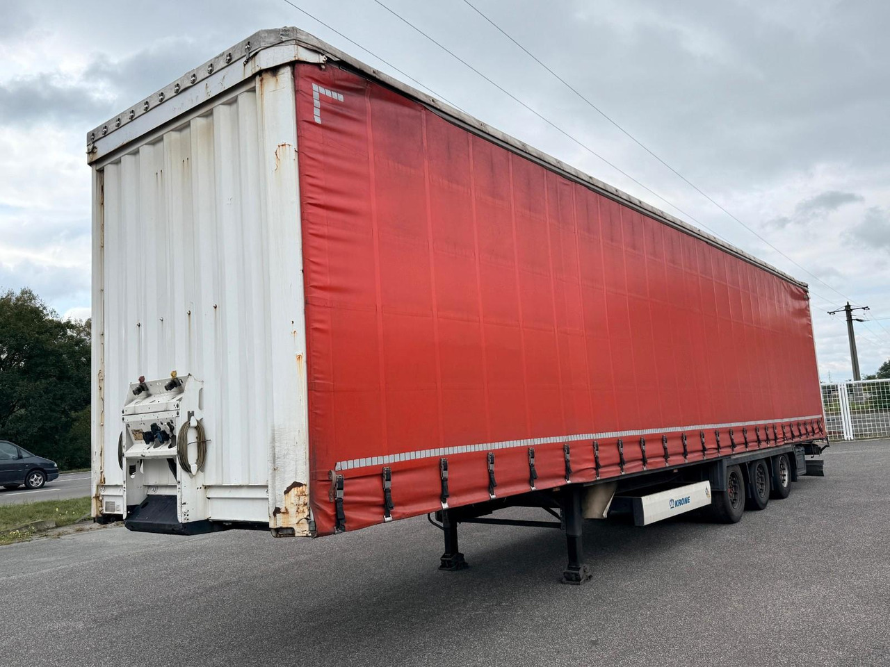 Krone SD - Curtainsider semi-trailer: picture 1 Krone SD - Curtainsider semi-trailer: picture 1