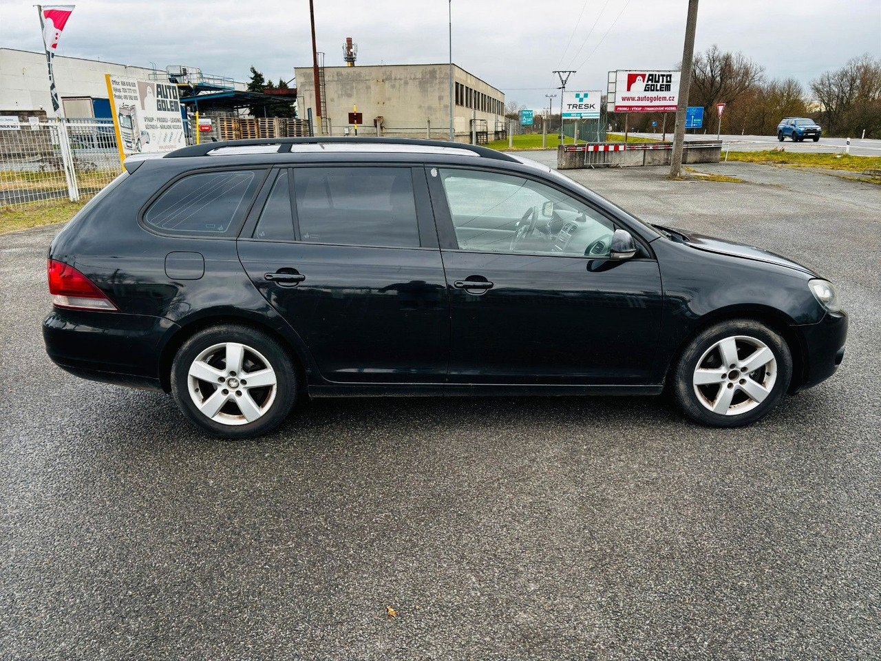 Volkswagen Golf VI Variant Trendline - Estate car: picture 3 Volkswagen Golf VI Variant Trendline - Estate car: picture 3