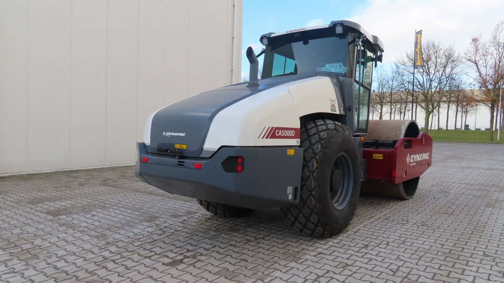 Dynapac CA5000D - Compactor: picture 2 Dynapac CA5000D - Compactor: picture 2