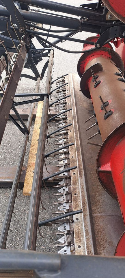Capello GS 640 - Combine header: picture 5 Capello GS 640 - Combine header: picture 5