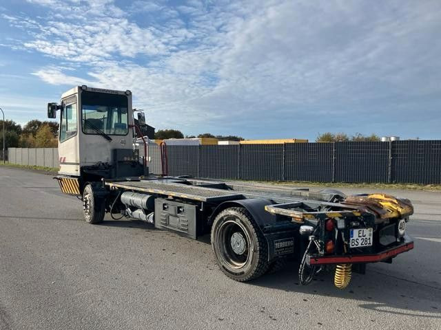 BC 182 - Container transporter/ Swap body truck: picture 4 BC 182 - Container transporter/ Swap body truck: picture 4