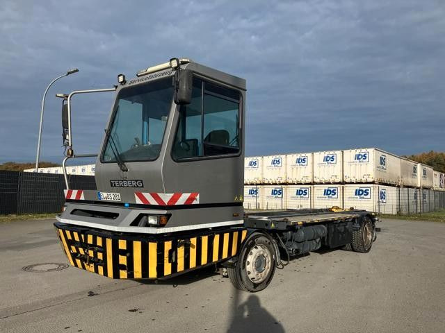 BC 182 - Container transporter/ Swap body truck: picture 3 BC 182 - Container transporter/ Swap body truck: picture 3