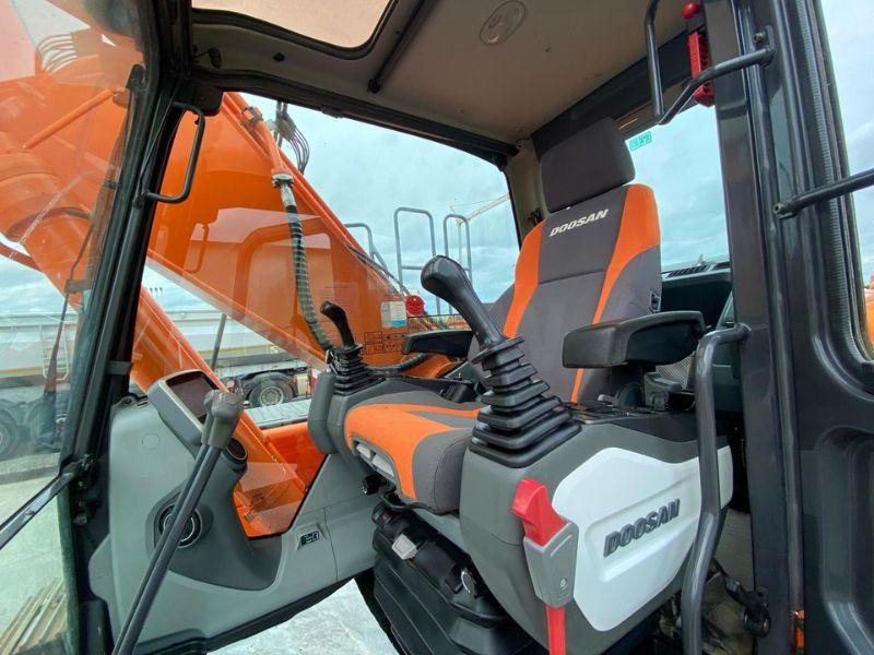 Doosan DX 225 LC - Crawler excavator: picture 5 Doosan DX 225 LC - Crawler excavator: picture 5