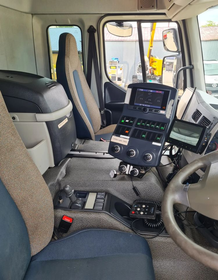 Garbage truck Volvo FE4x2 dwa silniki, pisemna gwarancja: picture 12