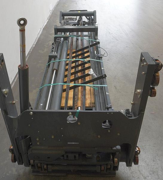 LINDE Hubgerüst - Attachment for Material handling equipment: picture 3 LINDE Hubgerüst - Attachment for Material handling equipment: picture 3