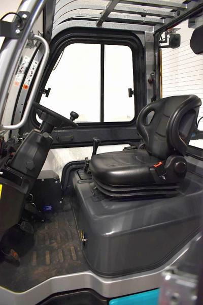 Baoli KBD 35 - Diesel forklift: picture 3 Baoli KBD 35 - Diesel forklift: picture 3