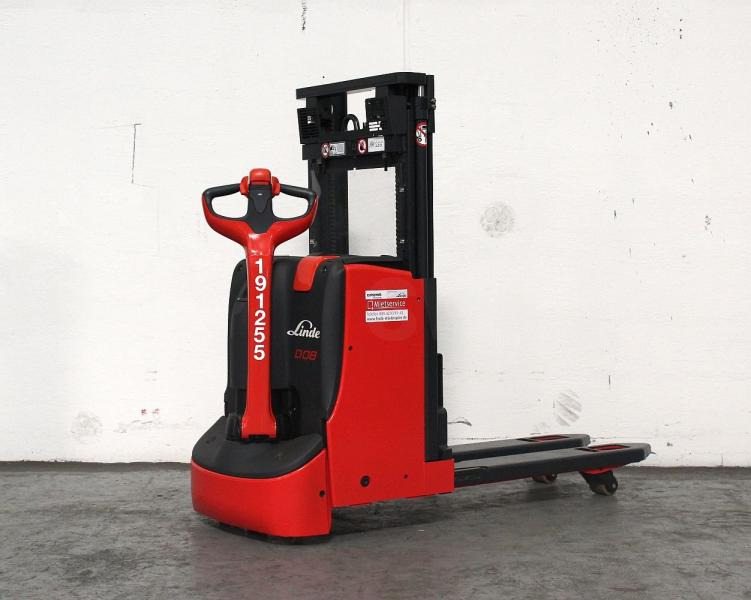 Linde D 08 1160 - Stacker: picture 1 Linde D 08 1160 - Stacker: picture 1