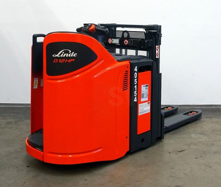 Linde D 12 HP SP 133 - Stacker: picture 1 Linde D 12 HP SP 133 - Stacker: picture 1