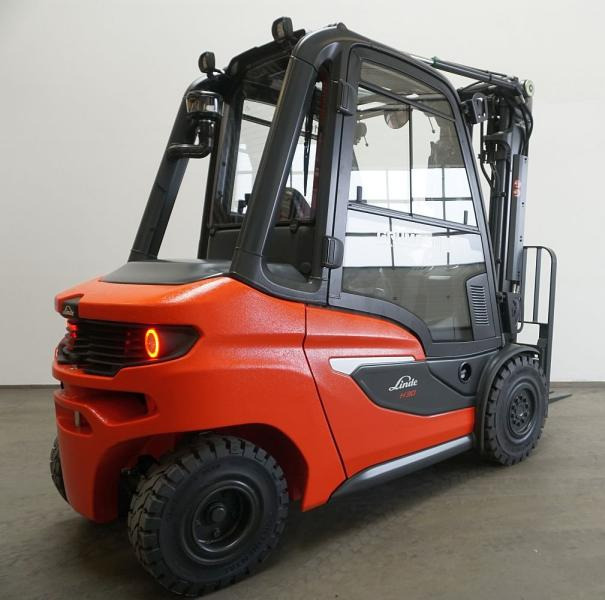 Linde H 30 D 1202 - Diesel forklift: picture 2 Linde H 30 D 1202 - Diesel forklift: picture 2