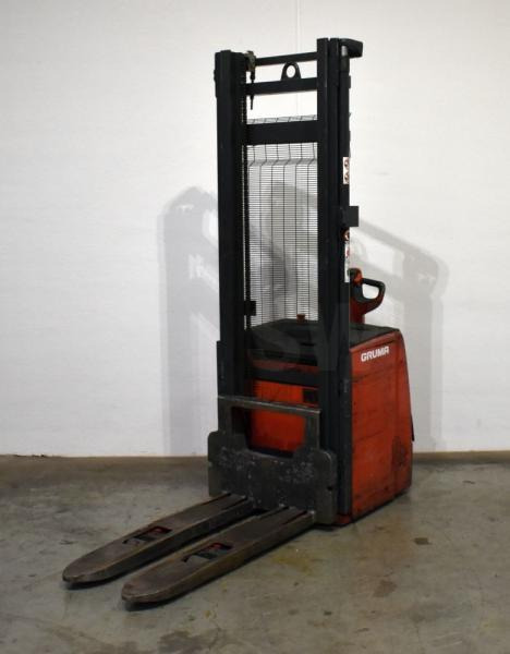 Linde L 20 i 1173 - Stacker: picture 2 Linde L 20 i 1173 - Stacker: picture 2