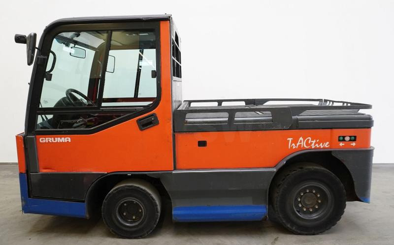 Linde P 250 127 - Tow tractor: picture 4 Linde P 250 127 - Tow tractor: picture 4