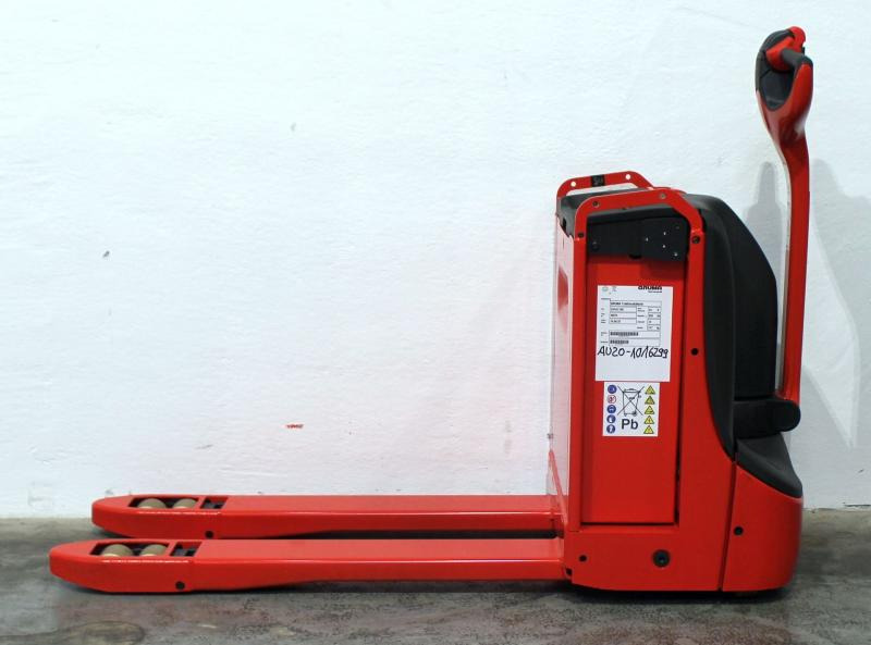 Linde T 18 1152-02 - Pallet truck: picture 4 Linde T 18 1152-02 - Pallet truck: picture 4