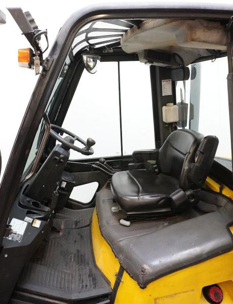 Yale GDP55MJ V2514 - Diesel forklift: picture 3 Yale GDP55MJ V2514 - Diesel forklift: picture 3
