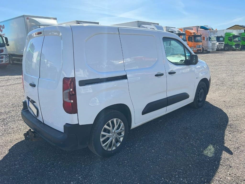 Citroën Berlingo serie 5445 - Small van: picture 3 Citroën Berlingo serie 5445 - Small van: picture 3