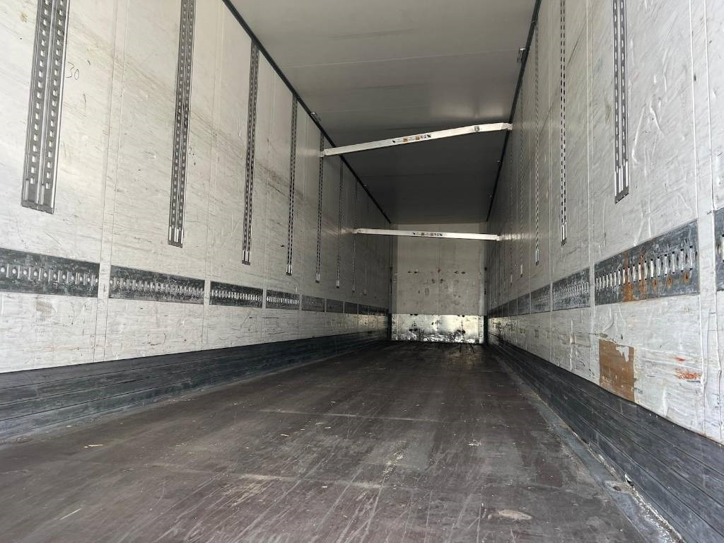 Schmitz Cargobull serie 2616 - Closed box semi-trailer: picture 4 Schmitz Cargobull serie 2616 - Closed box semi-trailer: picture 4