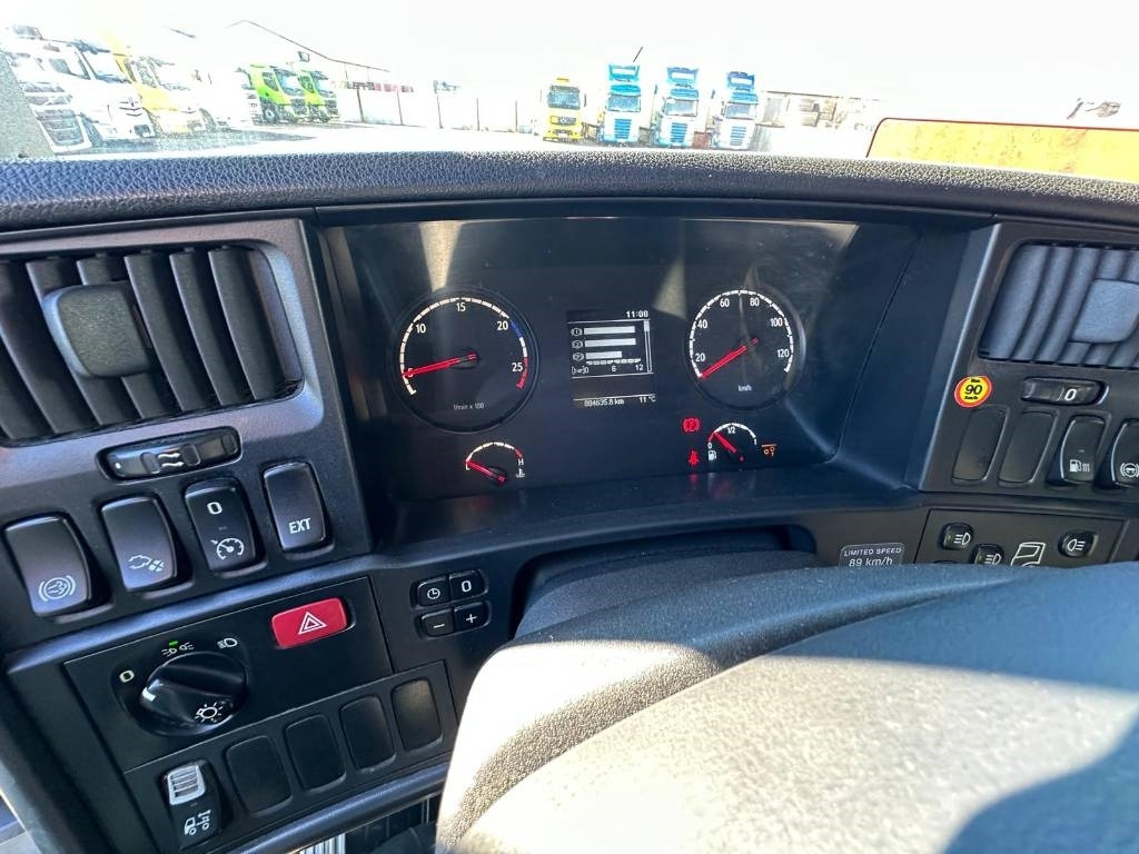 Scania SCANIA R440LA6X2MNA serie nr 9078 - Tractor unit: picture 5 Scania SCANIA R440LA6X2MNA serie nr 9078 - Tractor unit: picture 5