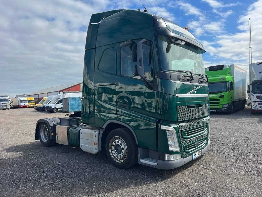 Volvo FH510 4X2 serie 8337 - Tractor unit: picture 2 Volvo FH510 4X2 serie 8337 - Tractor unit: picture 2
