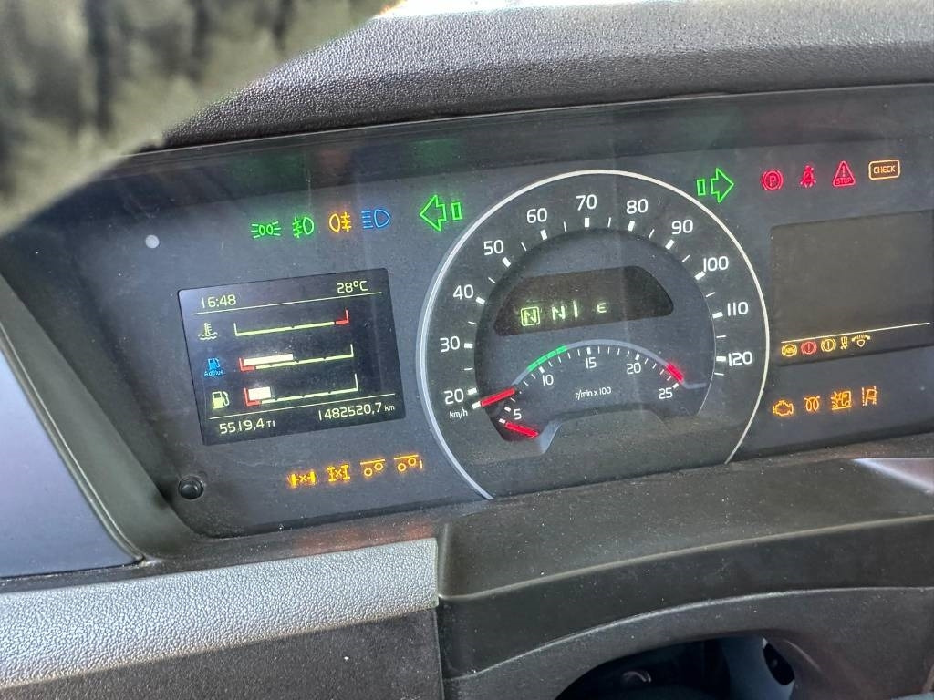 Volvo FH 500 HP serie nr 6887 - Container transporter/ Swap body truck: picture 4 Volvo FH 500 HP serie nr 6887 - Container transporter/ Swap body truck: picture 4
