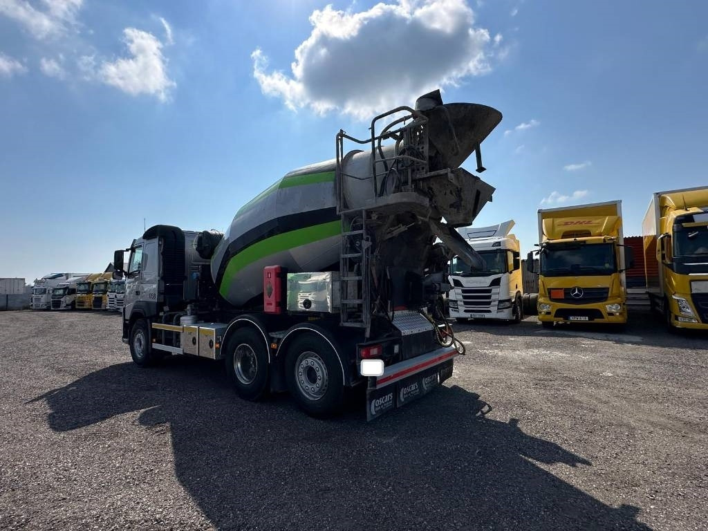Volvo FM 6*2 370 serie 8607 - Concrete mixer truck: picture 3 Volvo FM 6*2 370 serie 8607 - Concrete mixer truck: picture 3
